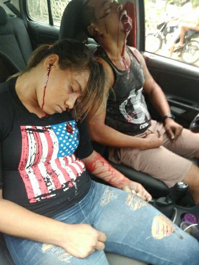 Wake Up! Curious Persons gathers around 2 Lovers Executed 