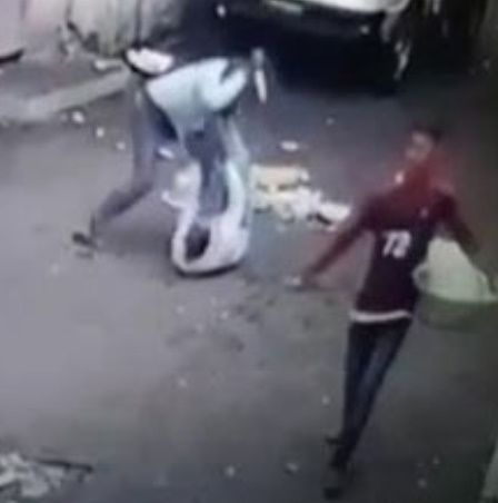 Man Gets Cowardly Stabbed to Death