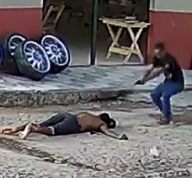 Man Shot At Distant Range and Finished Off with a Headshot In Broad Daylight