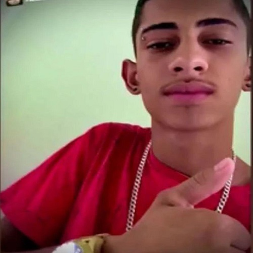 Man Receives a HeadShot at Point Blank Range at the Gas Station