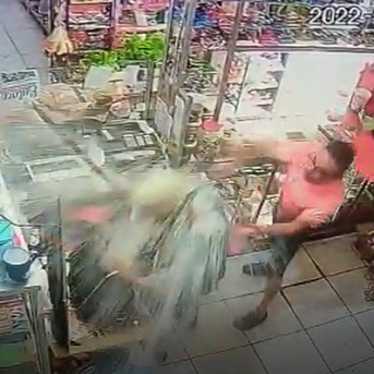 Liquor Vendor Ruins Robber's Day