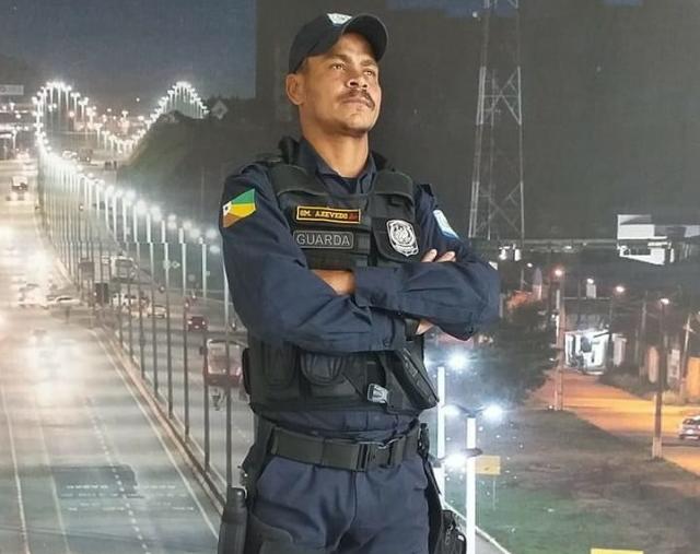 Off Duty Officer Chased And Brutally Stabbed To Death