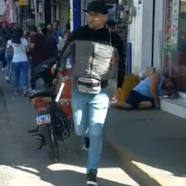 Sicarios Film Themselves Killing Perfume Vendor