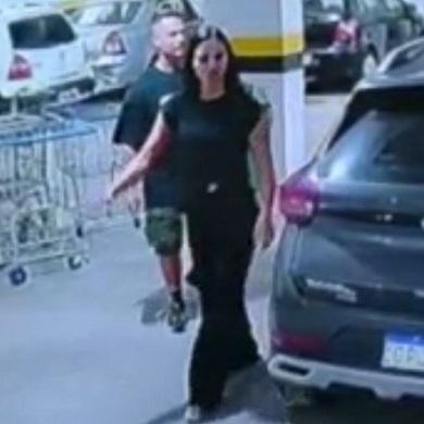 Man Turns Gun On Himself After Killing Wife