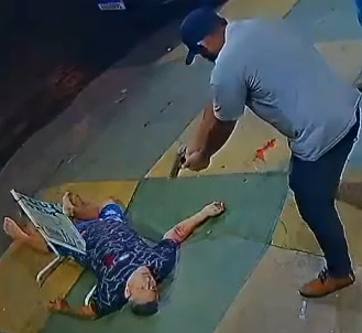 Jammed Guns Make For A Lengthy Murder