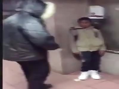 I'm wondering why es hates kids so much?