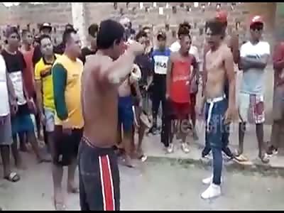 Peruvian fisherman vs 2 venezuelans