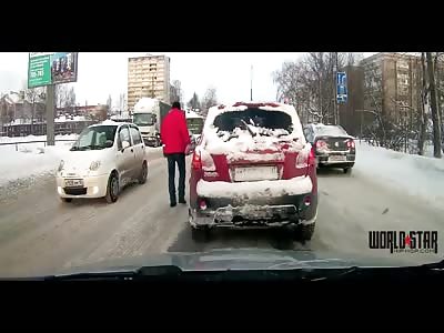 Two Men Get Into A Fight After A Dispute!