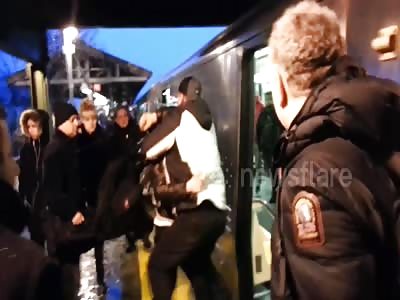 NYC Subway: Fight on a B train at Kings Highway