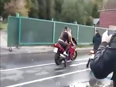 Darwin Award to these dead masters ...