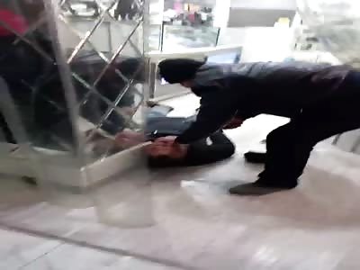 Psycho Stabs Wife & Her Lover To Death