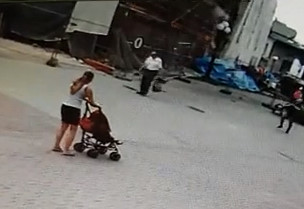  Factory Building Collapse Kills Worker