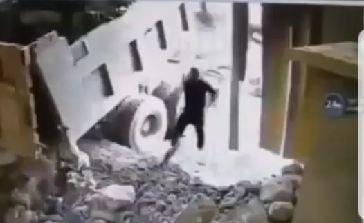 Unlucky Worker Killed by Boulder
