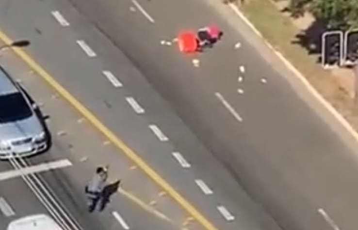 Bank Robber Shot and Killed by Police (Full Video)