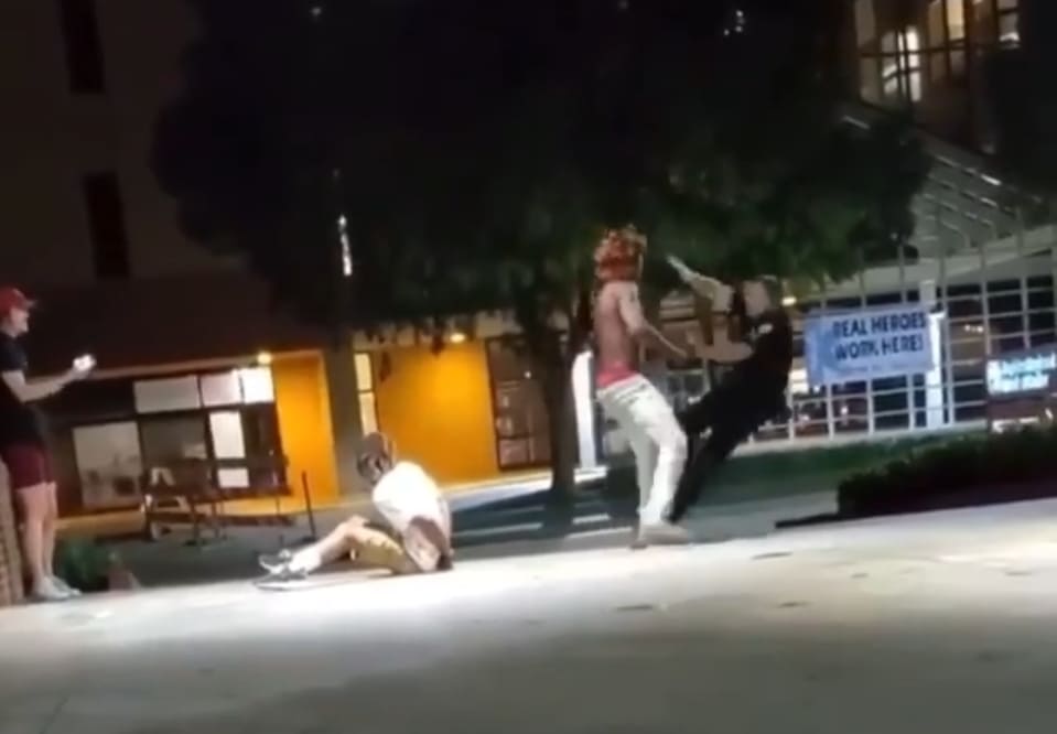 Cop Takes a Quick Beating