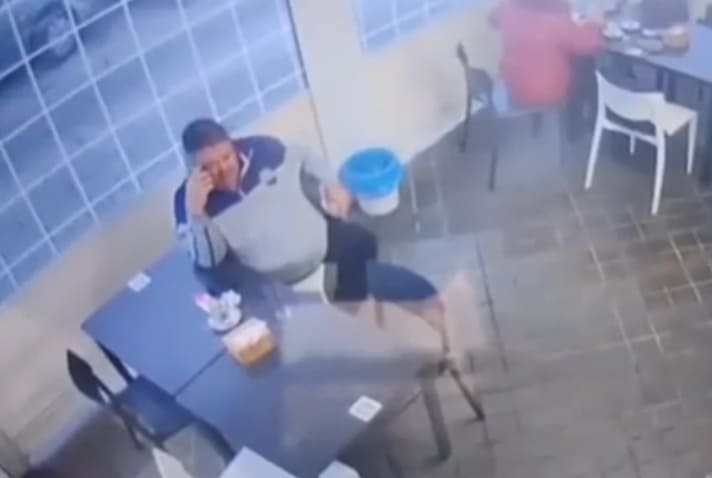 Dudes Last Phone Call