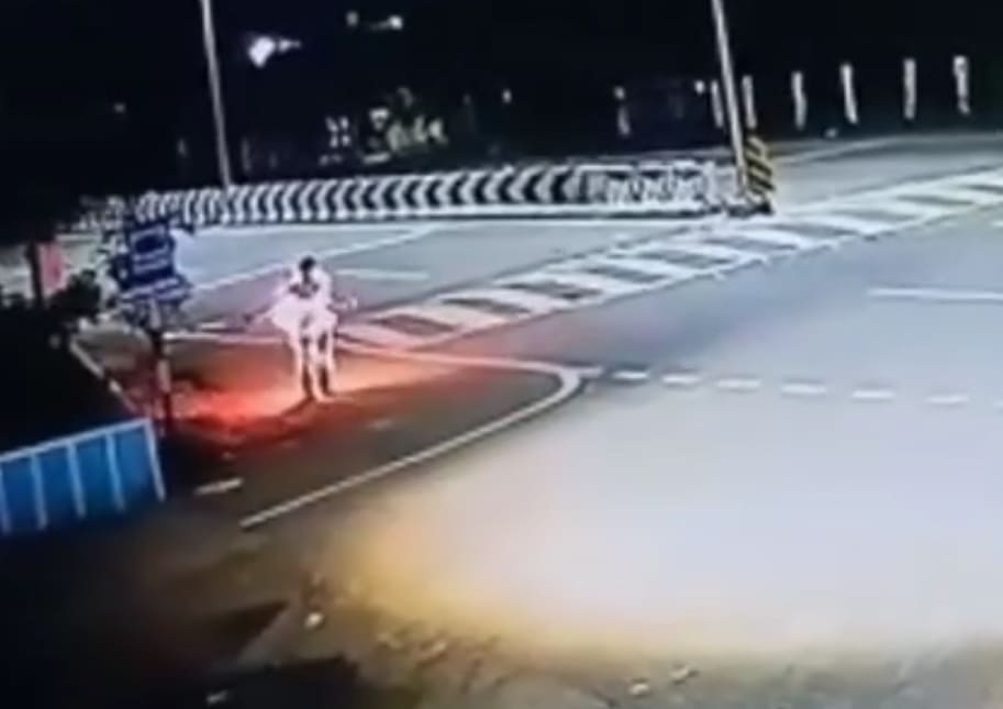 Unable to Pay Back a Loan, Man Sets Himself Ablaze