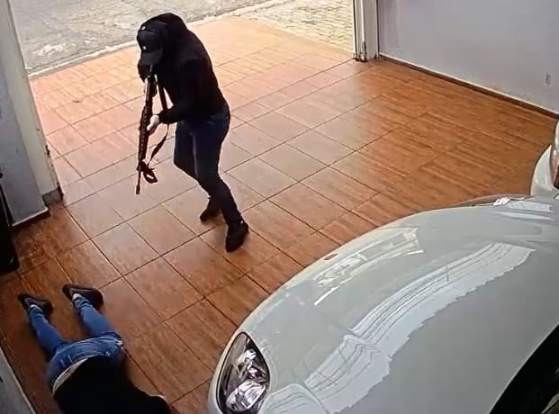 Brutal Assault Rifle Execution