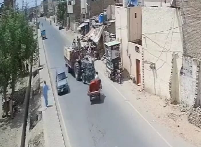 Rickshaw Driver Wrecked By Tractor