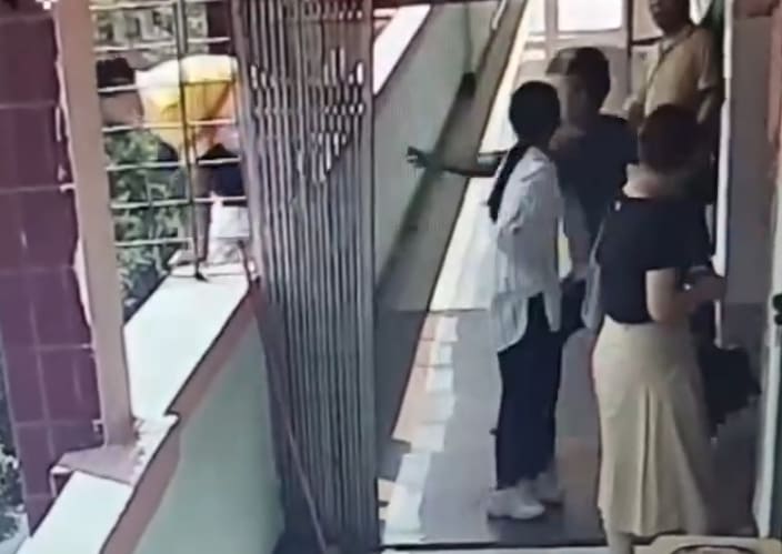 Short Hesitation Before The Leap