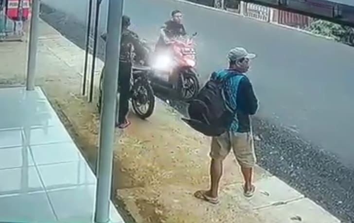 Drowsy Driver Mows Down Two Near Petrol Pump