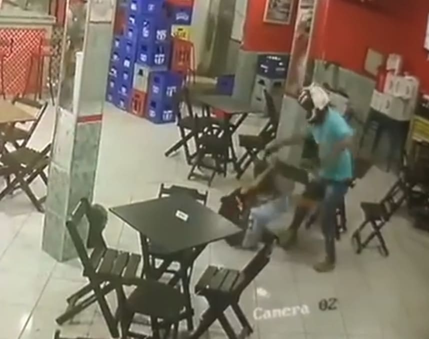 Man Chased & Gunned Down Inside Bar