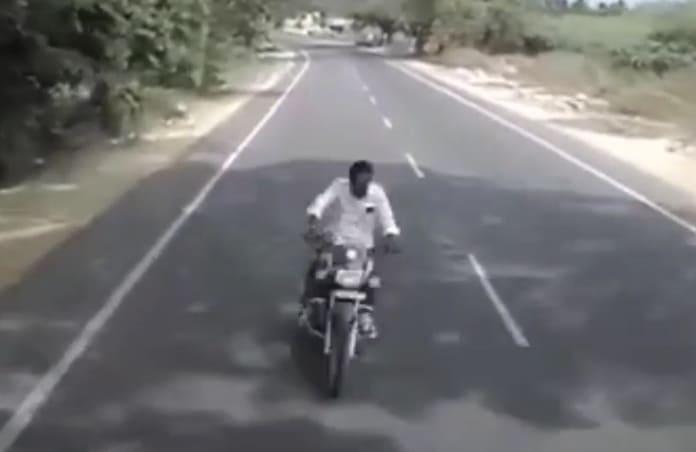 Guys Head Splattered On Front End Of Bus