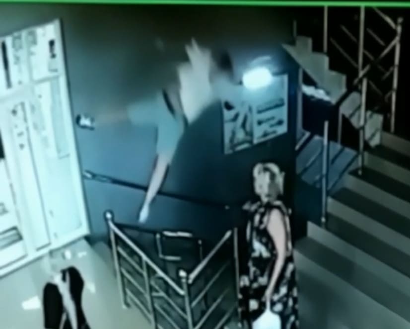 Rough Fall For Railing Rider