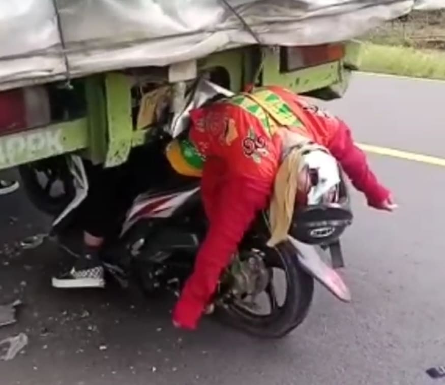 You Can't Park There Mate