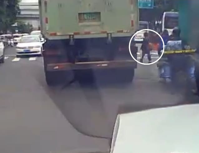 Dashcam Catches Gruesome Accident Involving Dumptruck
