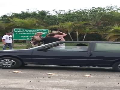 Man fighting with cops 