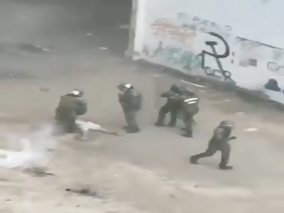 chile protesters fightinh with police