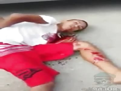 thug beaten by the population