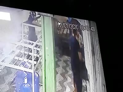 Brutal execution in street