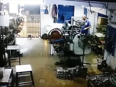 Machine Malfunction - (Stars of theYNC)