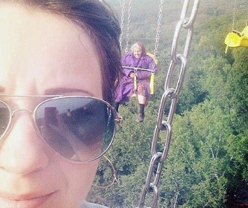 LIVE: Horrific Ride Collapse Caught on Girls Cell Phone