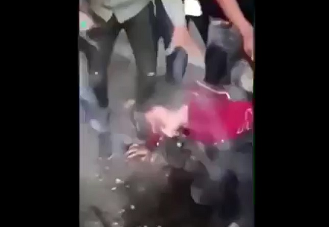 Brain Short Circuit? Man Starts Smoking from the Eyes, Mouth,