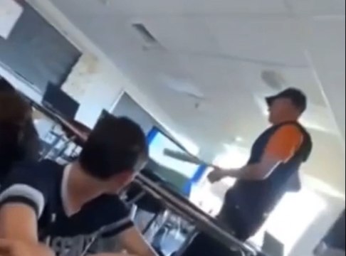 St. Louis High School Students Hide & Escape From School Shooter!