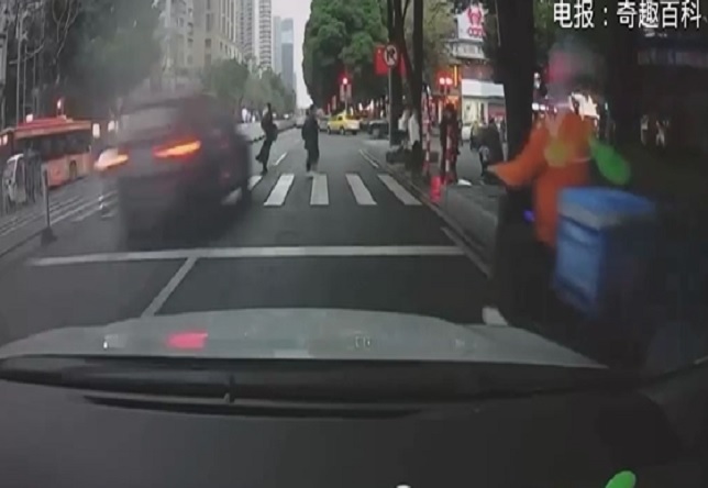 BMW Speeds Through Crosswalk, Killing 5 and Injuring 13