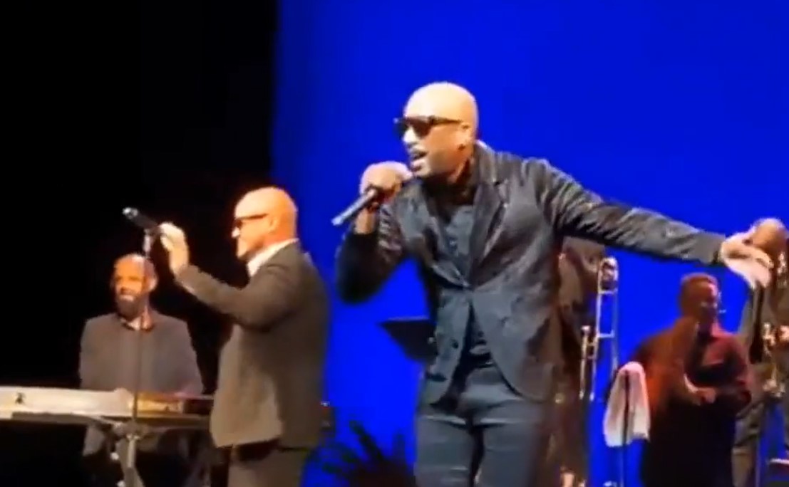 KERPLUNK: Famous Singer Dies Suddenly from Vax