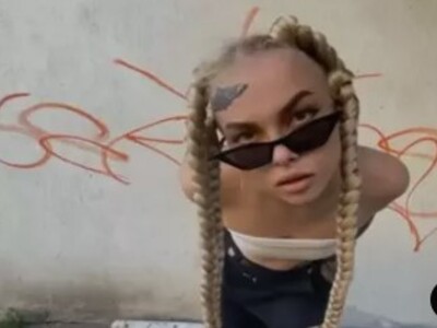 Hot Girl Ends it all on Live