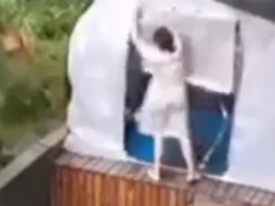 Woman in the Wind Killed by Flying Plant Pot?