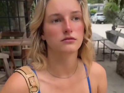 So Dumb I can't Look Away