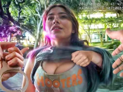 Cops Deal with the Drunk Annoying Hooters Chick