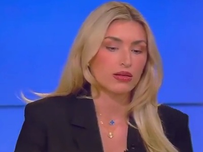 Pretty Fox News Reporter Keels Over on Live News