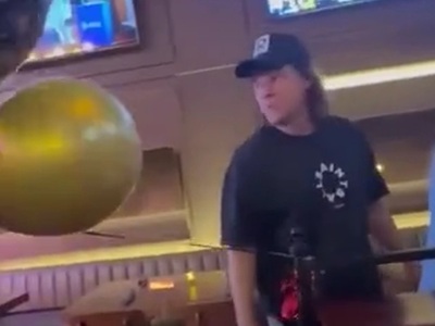 Theo Von Finally SNAPS on a Group that was Harassing Him all Night