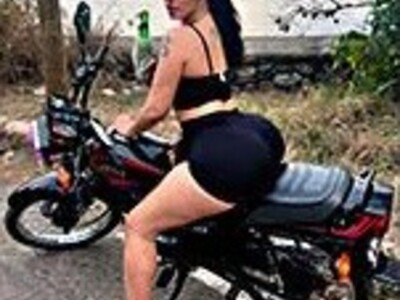 She mocks the dwarf and destroys him very easily.