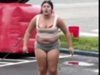 Wild Fight over Chicken.... Lol