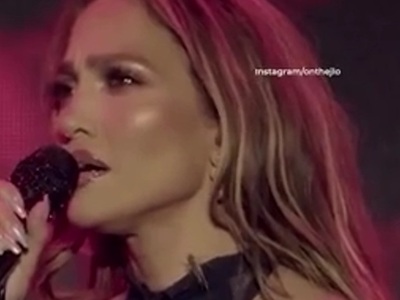 She's Rotting: Jennifer Lopez on stage as a grasshopper crawls up her body
