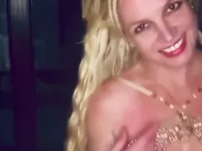 Oops, she did it again!